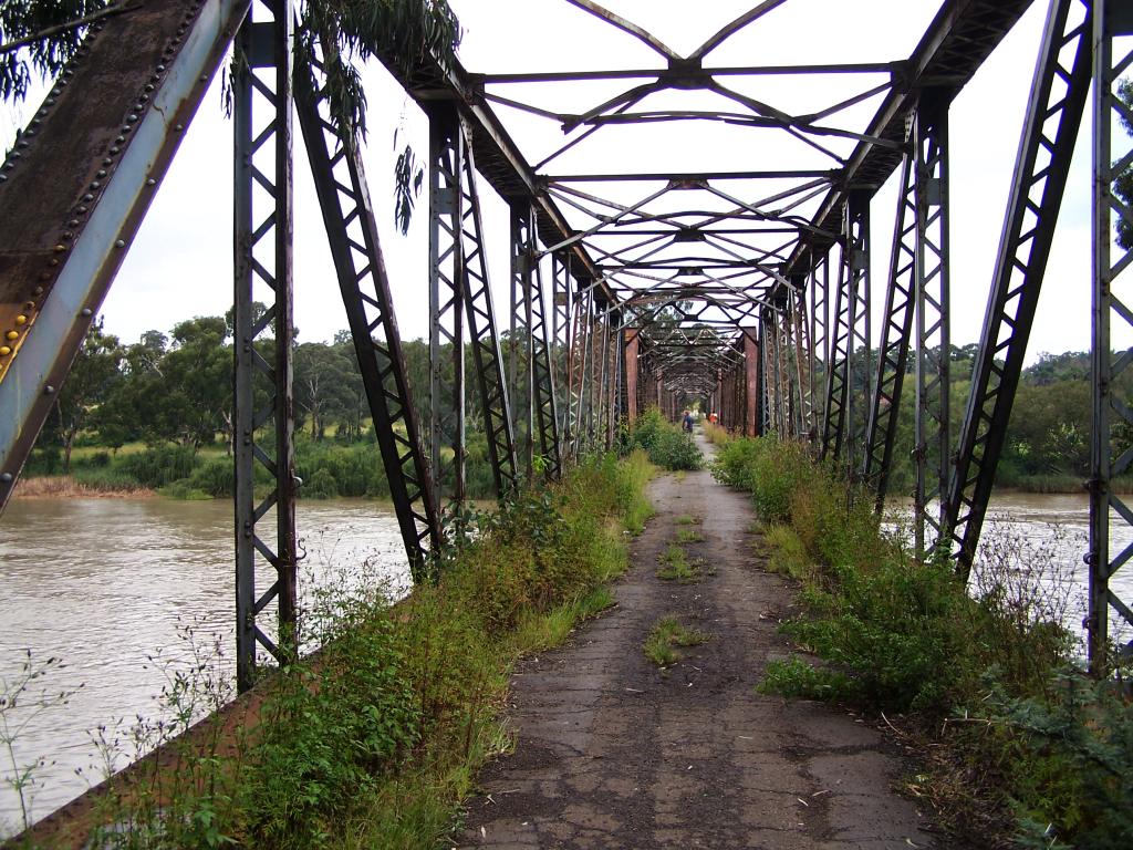 Viljoensdrift road bridge